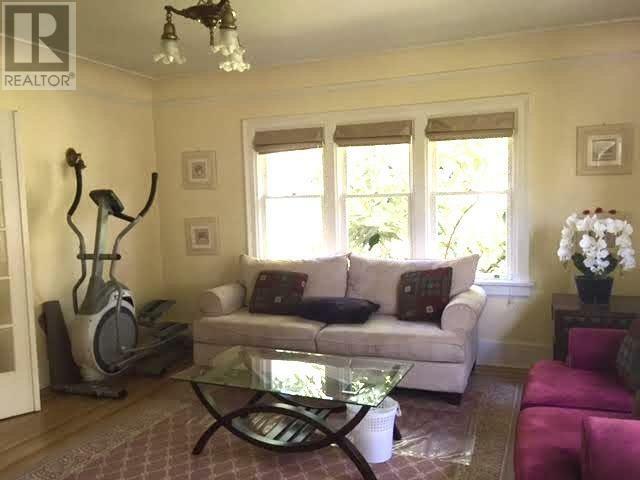 Property Photo: 1836 Duchess Avenue BC V7V 1R1