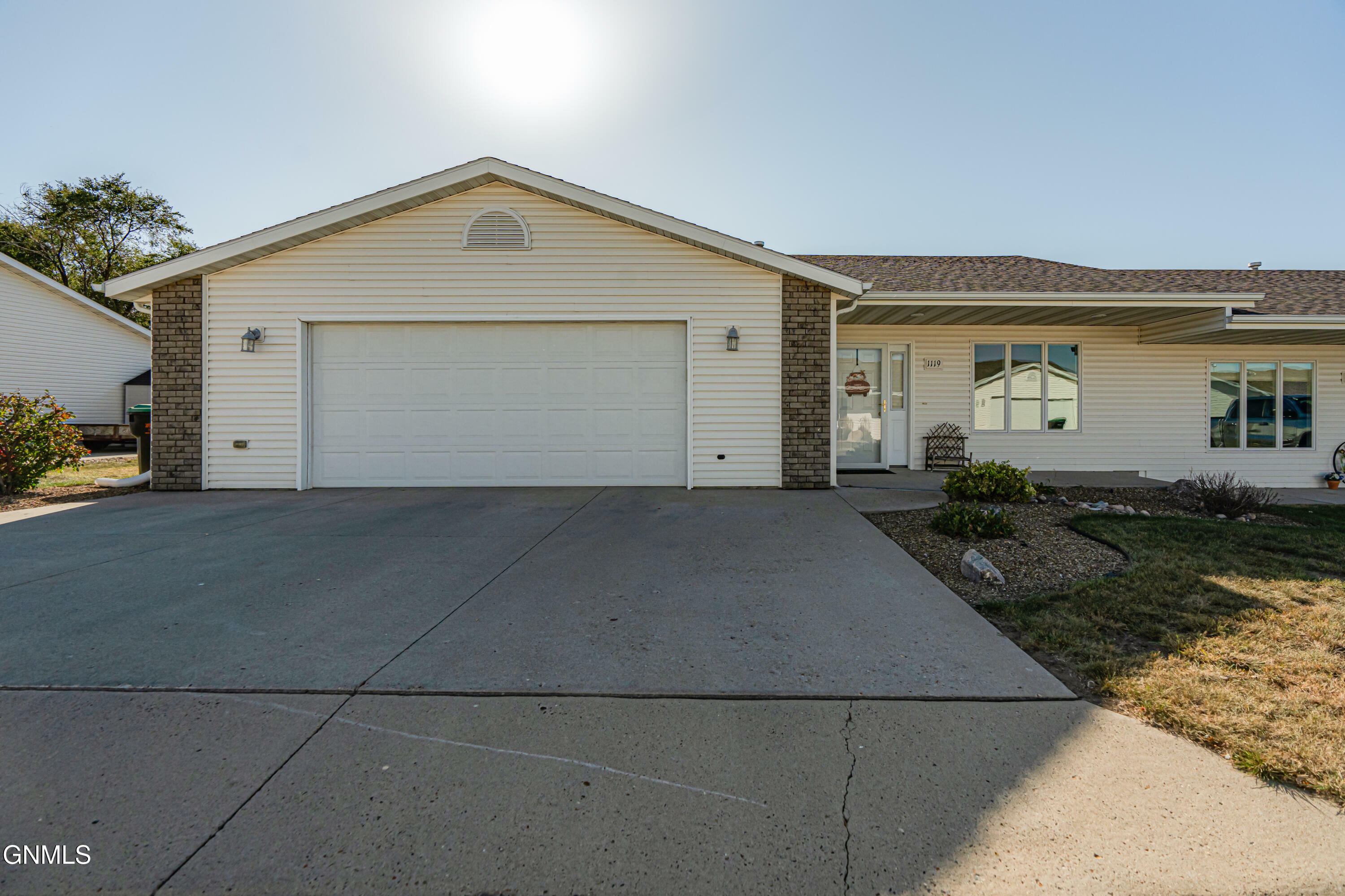 Property Photo:  1119 Lakota Lane  ND 58504 