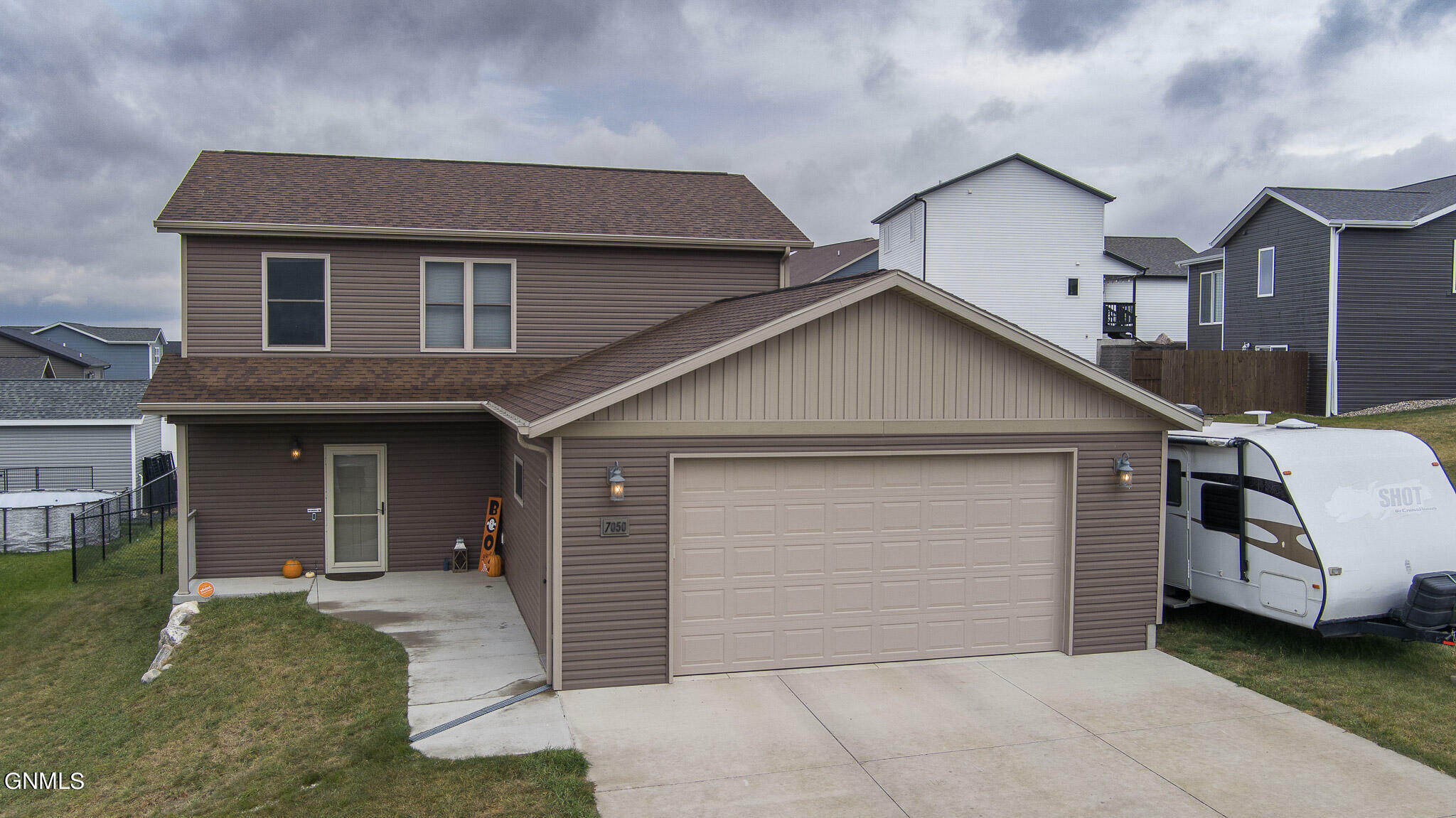 Property Photo:  7050 Dolan Drive  ND 58504 