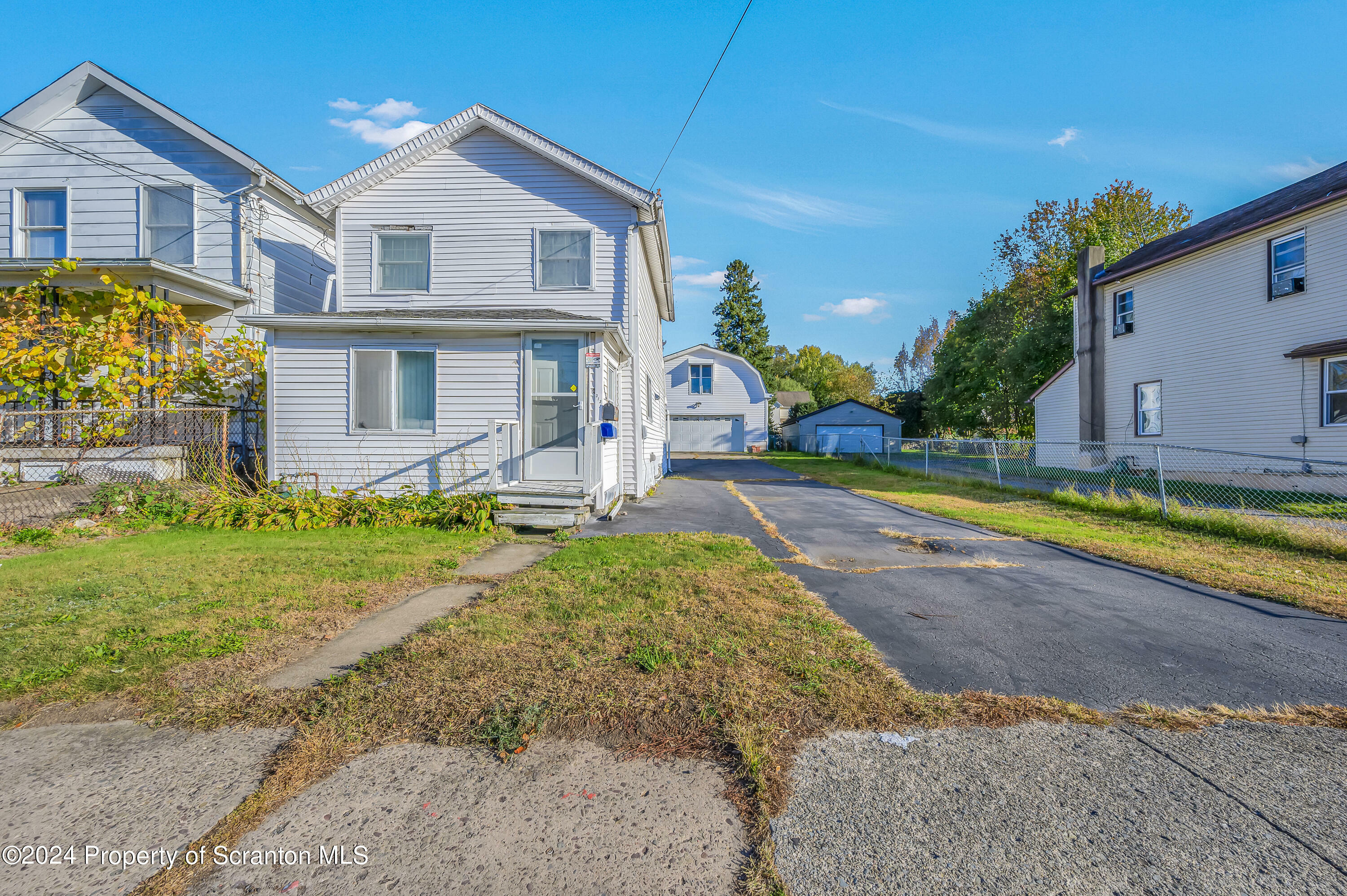 Property Photo:  313 S Sherman Avenue  PA 18504 