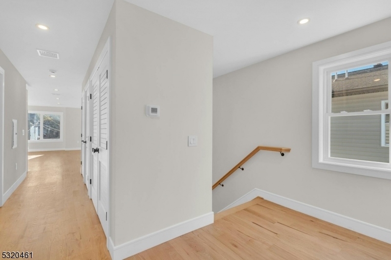 Property Photo:  308 Anderson St 2  NJ 07601 