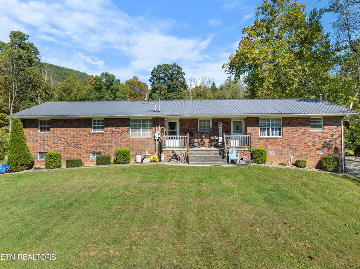 130 Big Springs Lane  Jacksboro TN 37757 photo