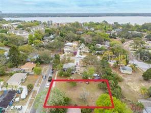 Property Photo: 1308 E Lemon Street FL 34689