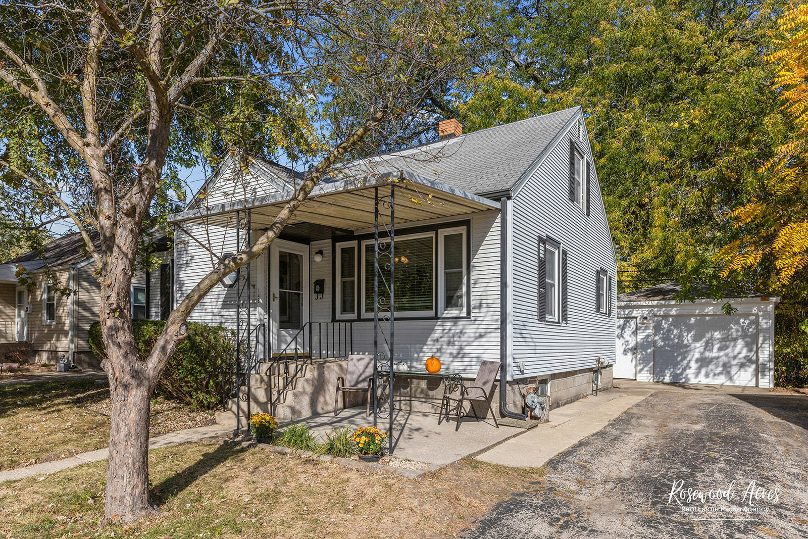 Property Photo:  146 S Tetrault Avenue  IL 60914 