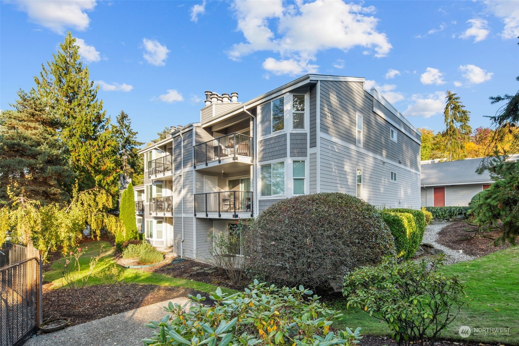 4202 Factoria Boulevard SE D5  Bellevue WA 98006 photo