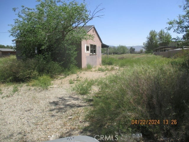 Property Photo:  1326 E Avenue Q  CA 93550 