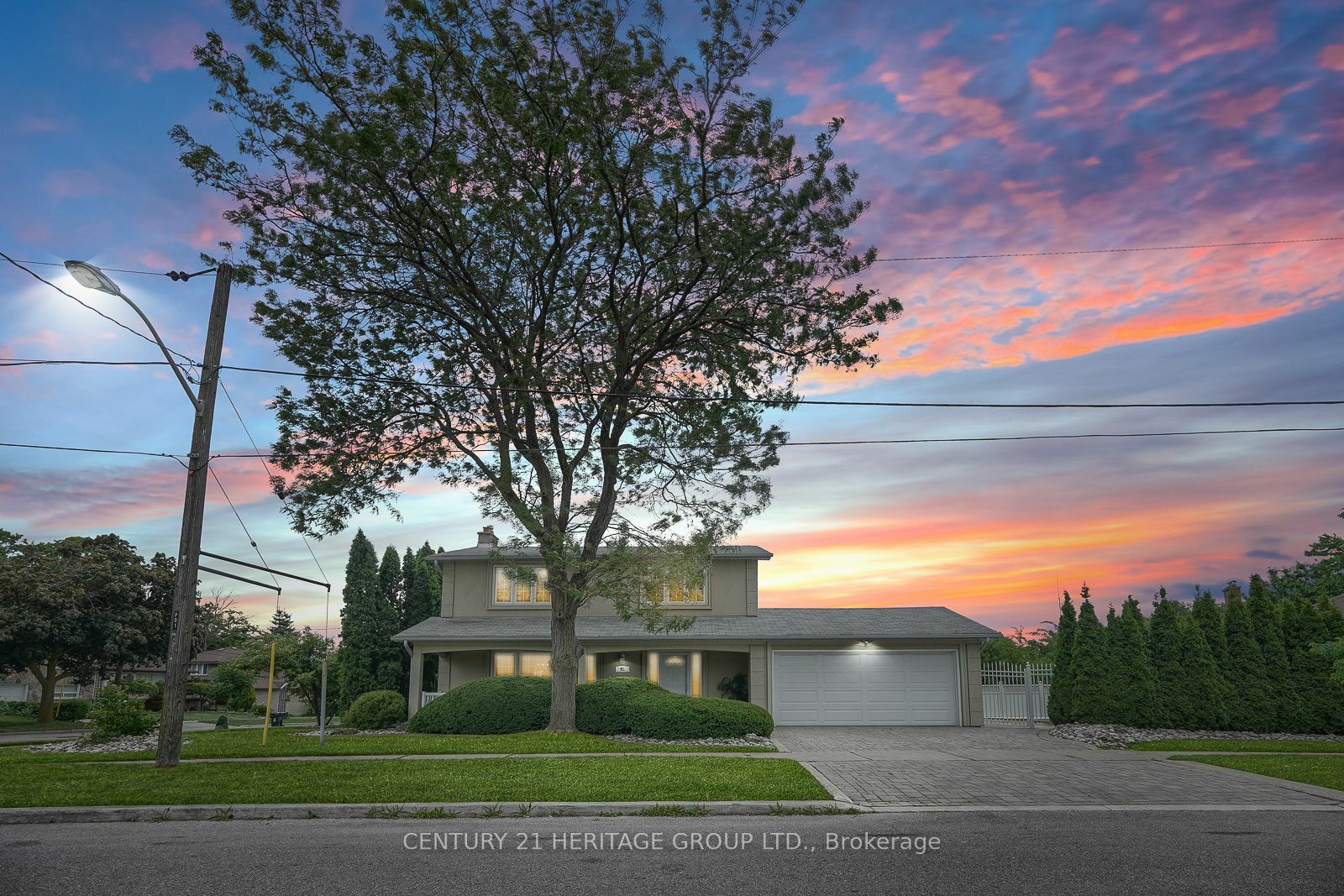 Photo de la propriété:  91 Fulwell Cres  ON M3J 1Y4 