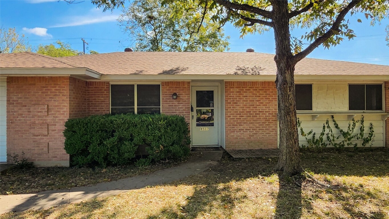 Property Photo:  8507 Parkfield Drive  TX 78758 