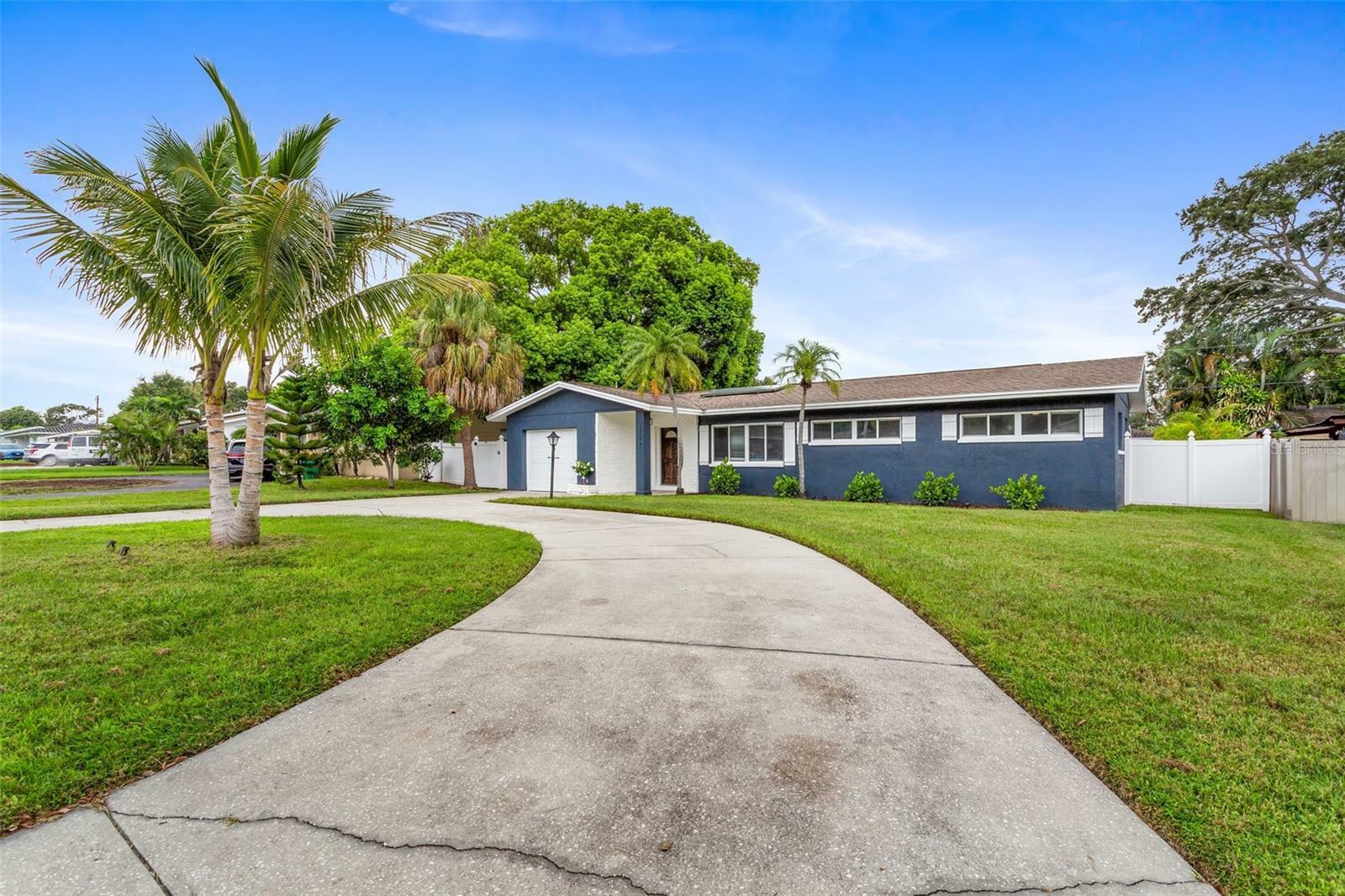 Property Photo:  11491 86th Avenue  FL 33772 