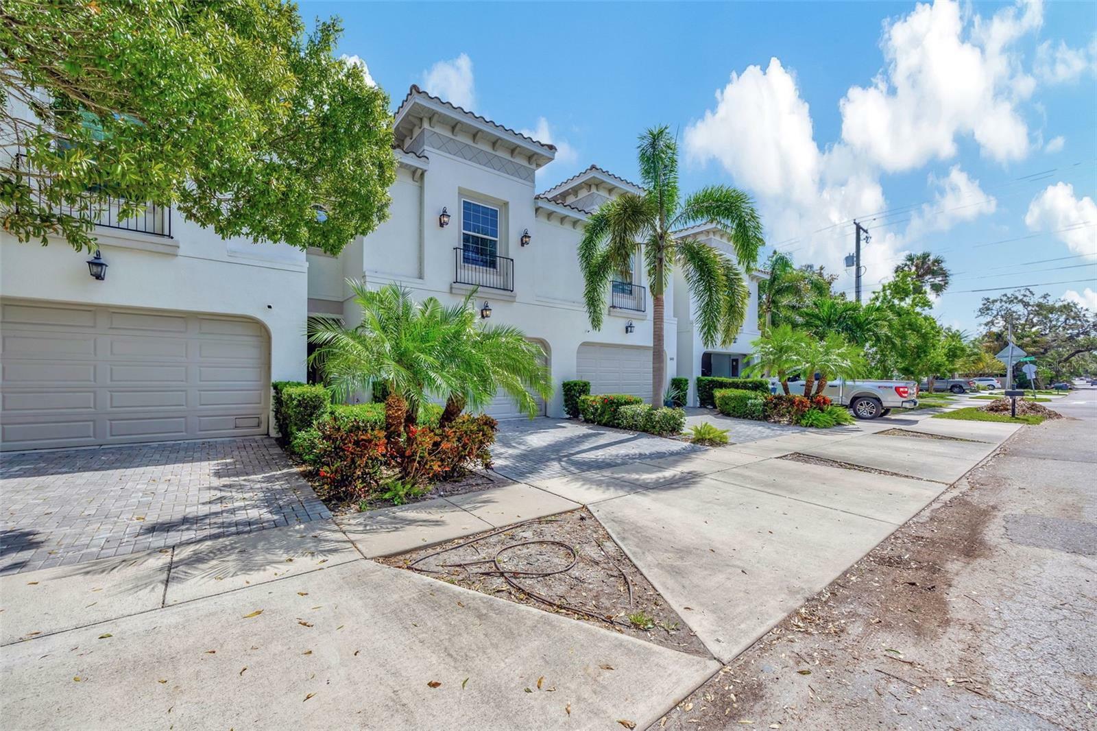 Property Photo:  505 N Trask Street  FL 33609 