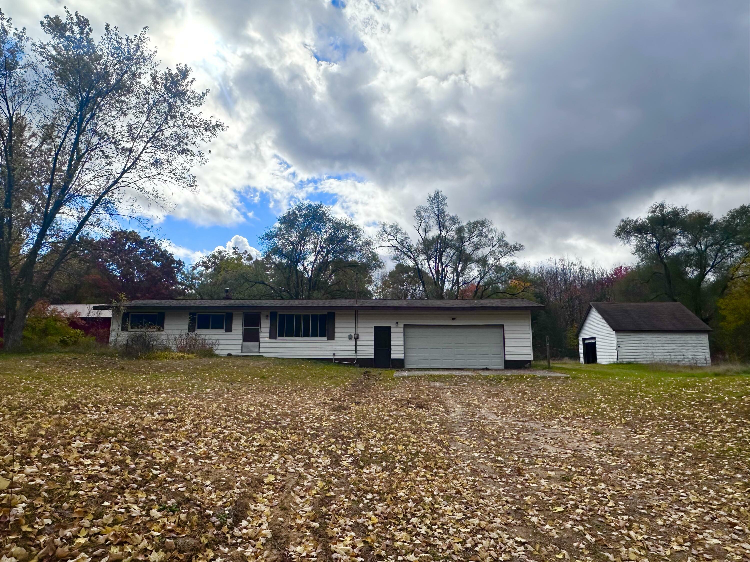 Property Photo:  5471 Skeels Road  MI 49425 