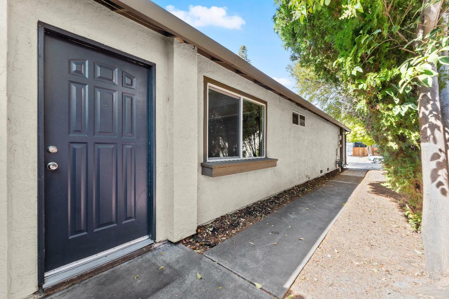 Property Photo:  1236 Andalusia Drive  CA 95833 