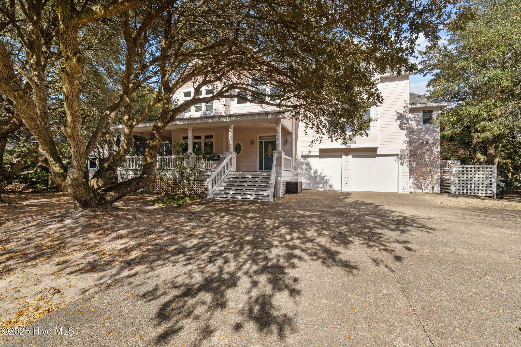 Property Photo: 583 Golfview Trail NC 27927