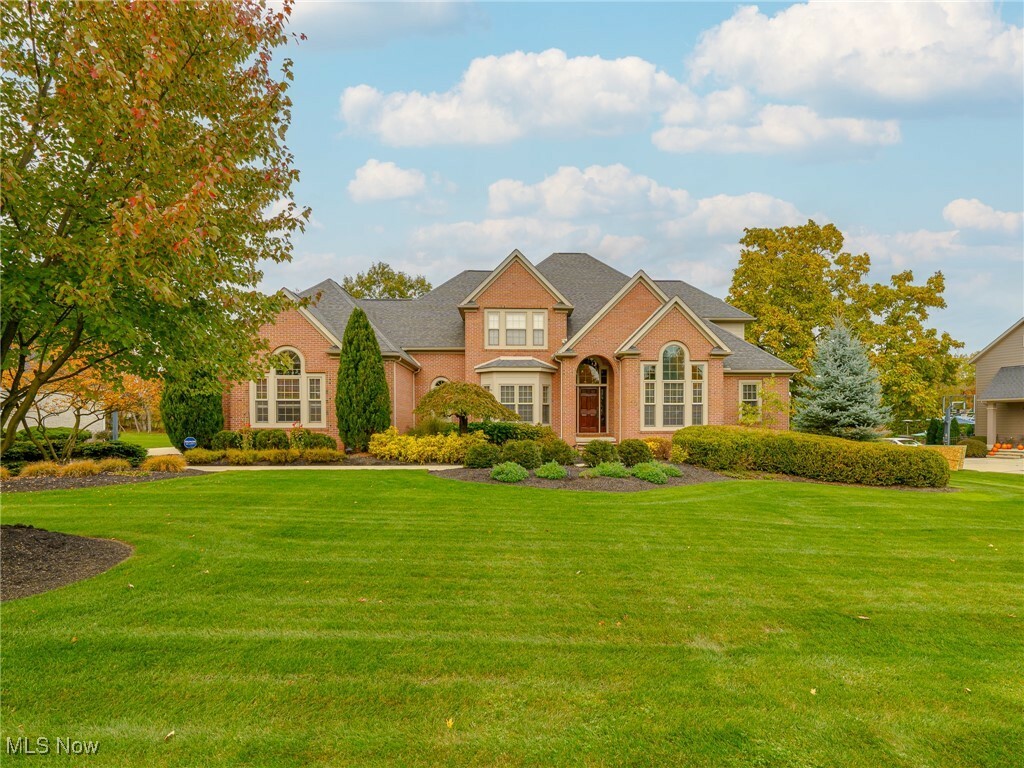 Property Photo: 6737 Rivercrest Drive OH 44141