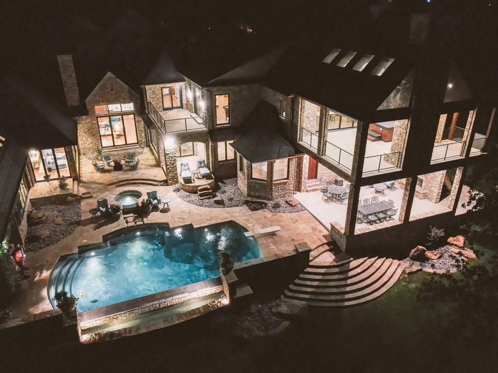 Property Photo: 6401 Oak Tree Drive OK 73025