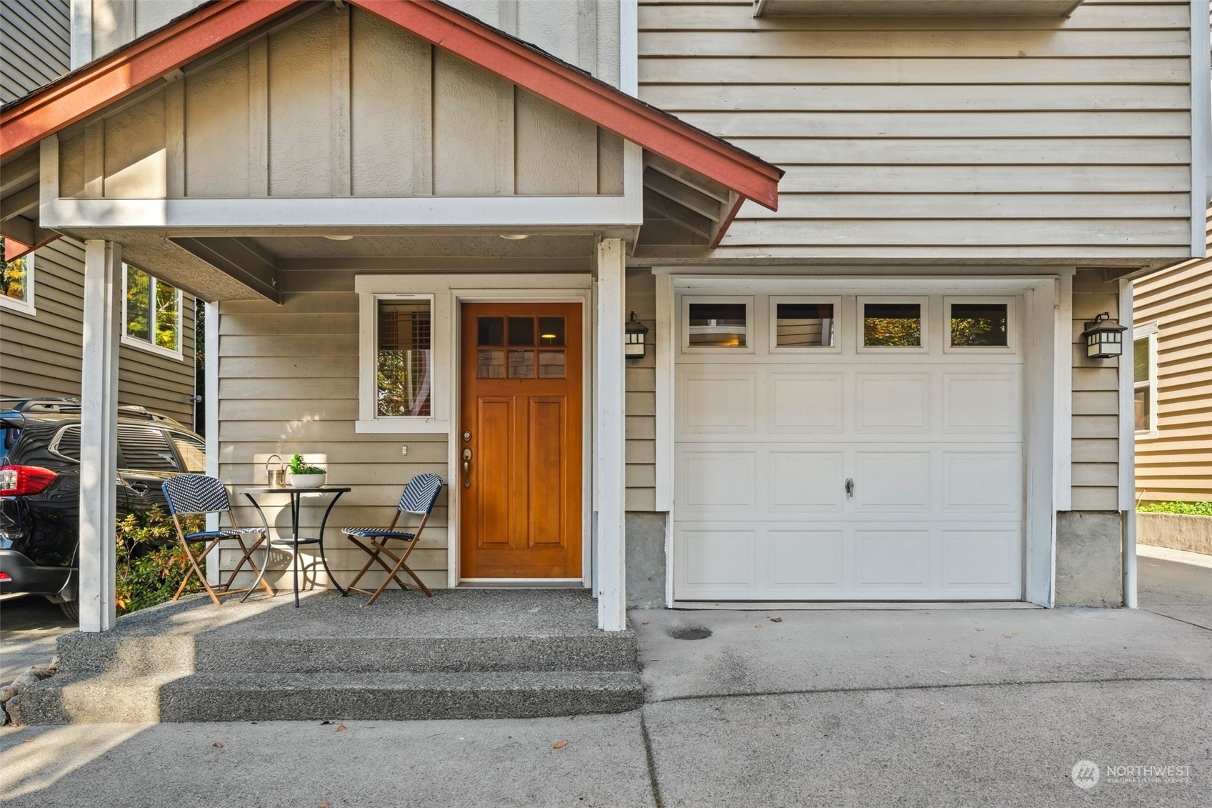 Property Photo:  130 N 101st Street  WA 98133 