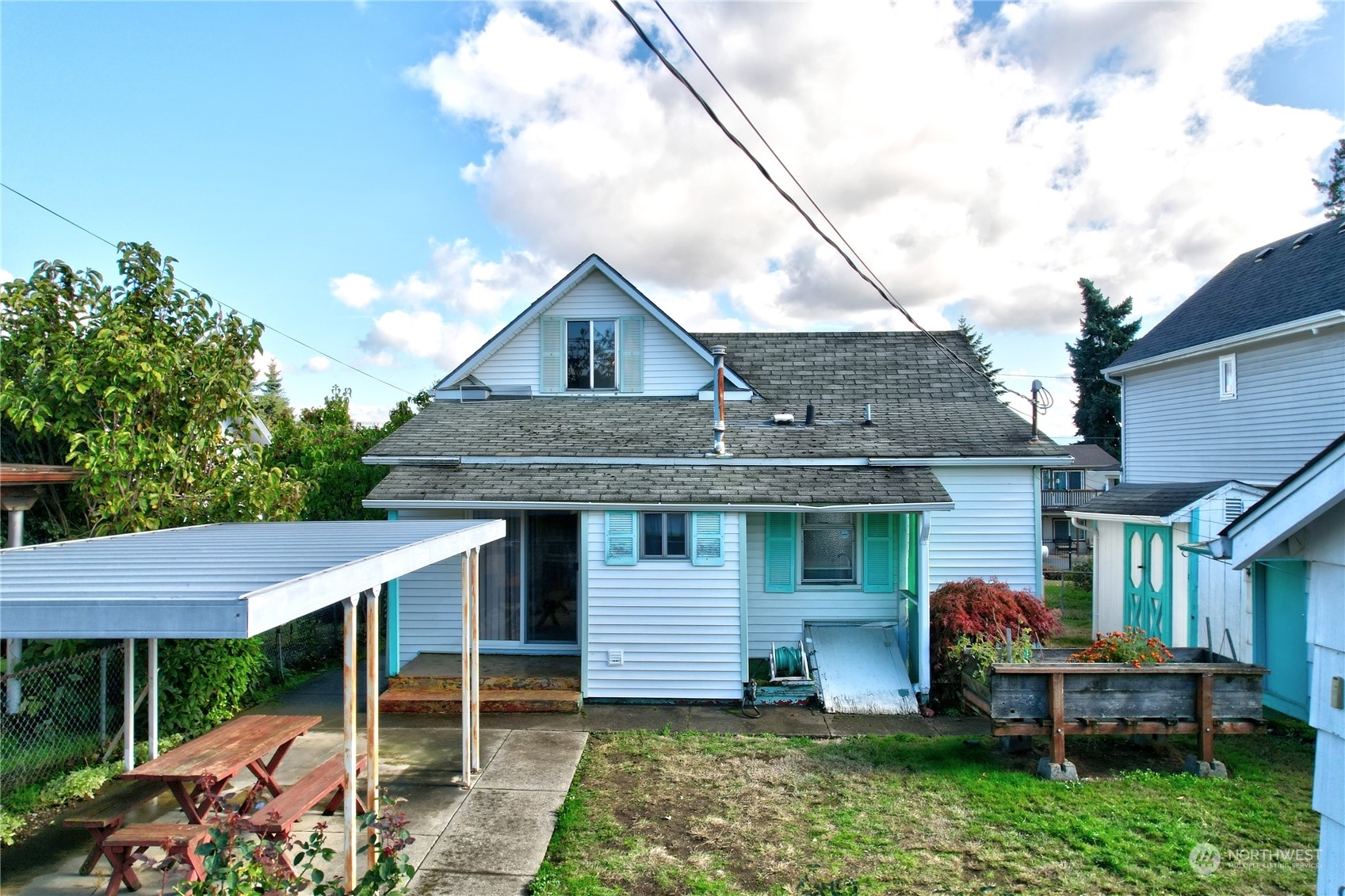 Property Photo:  3592 E L Street  WA 98404 