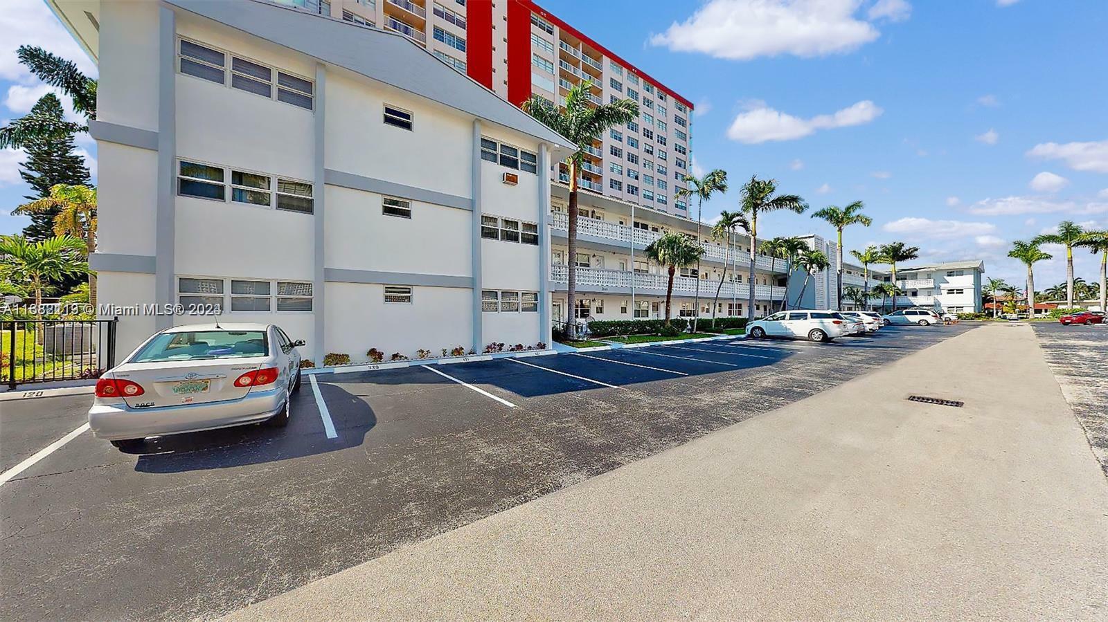 Property Photo:  3133 S Ocean Dr 219  FL 33009 