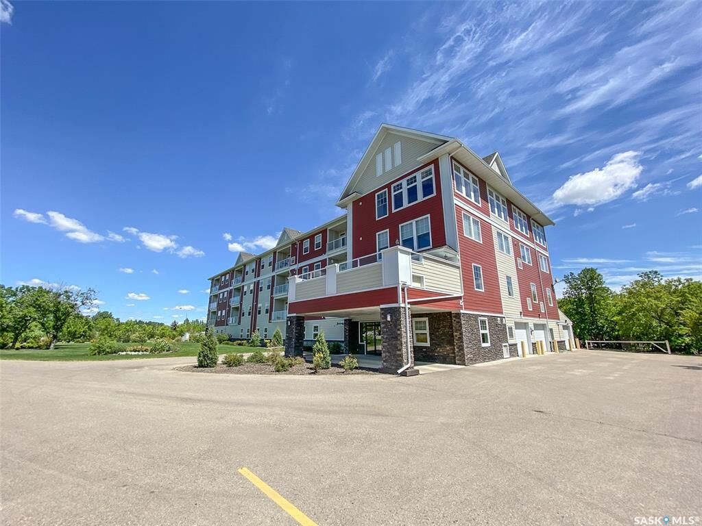 Property Photo: 912 Otterloo Street 408 SK S0G 2K0