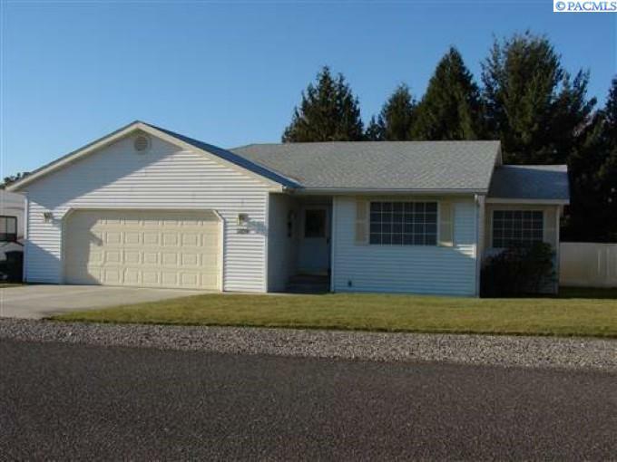 1208 Road 37  Pasco WA 99301 photo