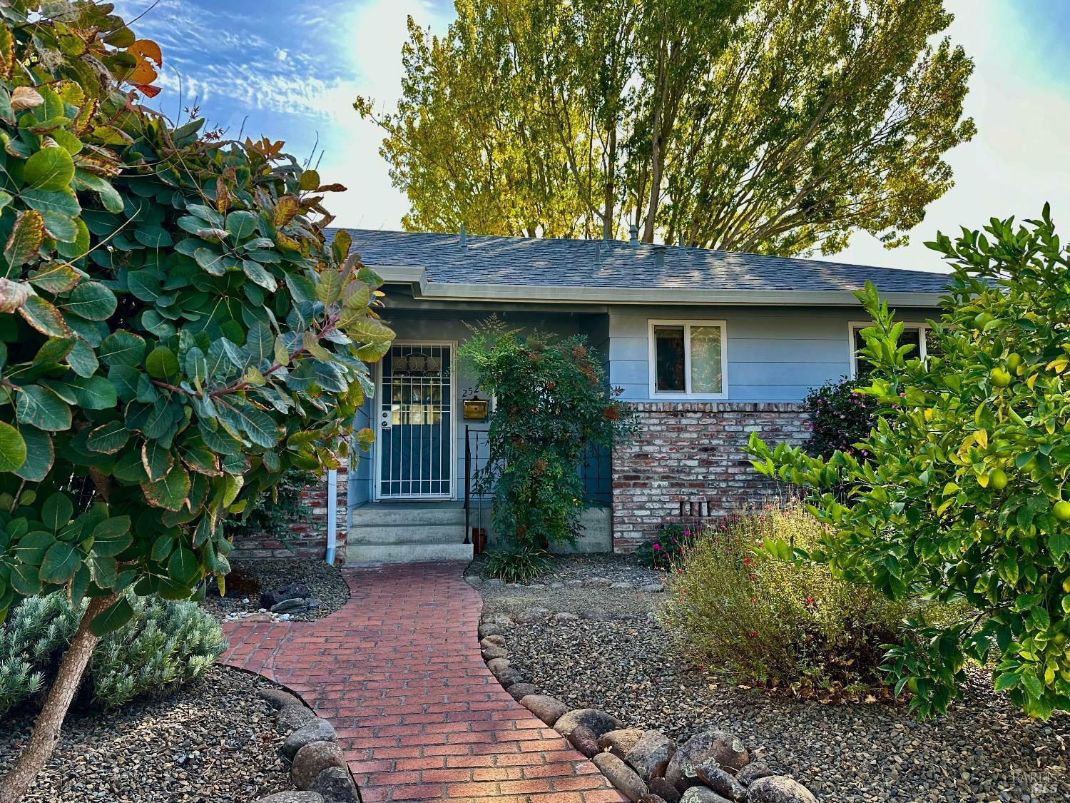 Property Photo:  2526 Compadre Drive  CA 95405 