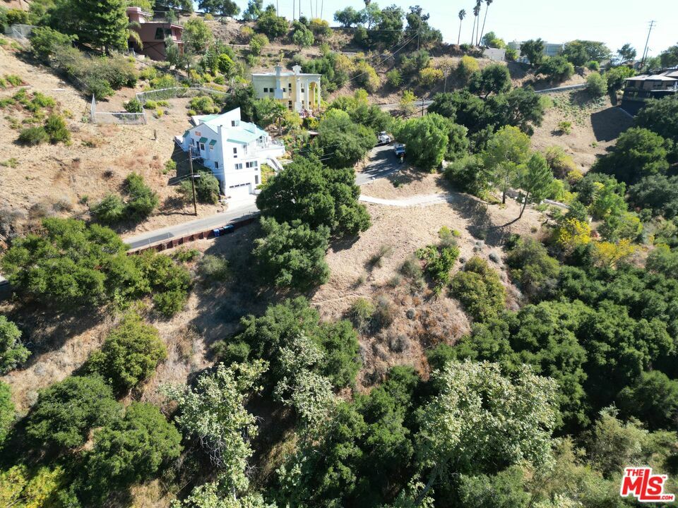 Property Photo:  4111   Maguire Dr  CA 90265 