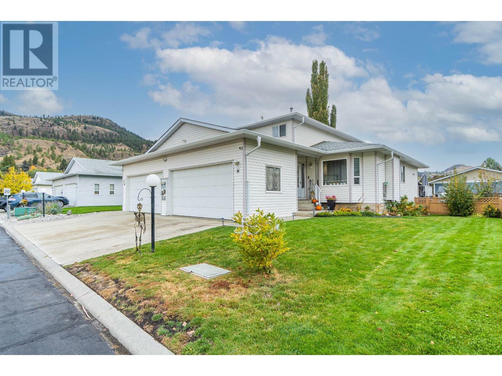 2655 Westsyde Rd 16  Kamloops BC V2B 7C7 photo