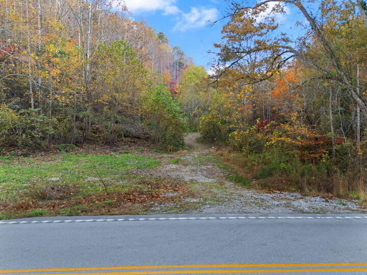 Property Photo:  11 S US Highway  KY 40962 
