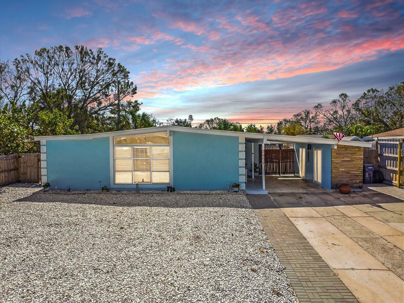 Property Photo:  2408 Colgate Avenue  FL 34207 