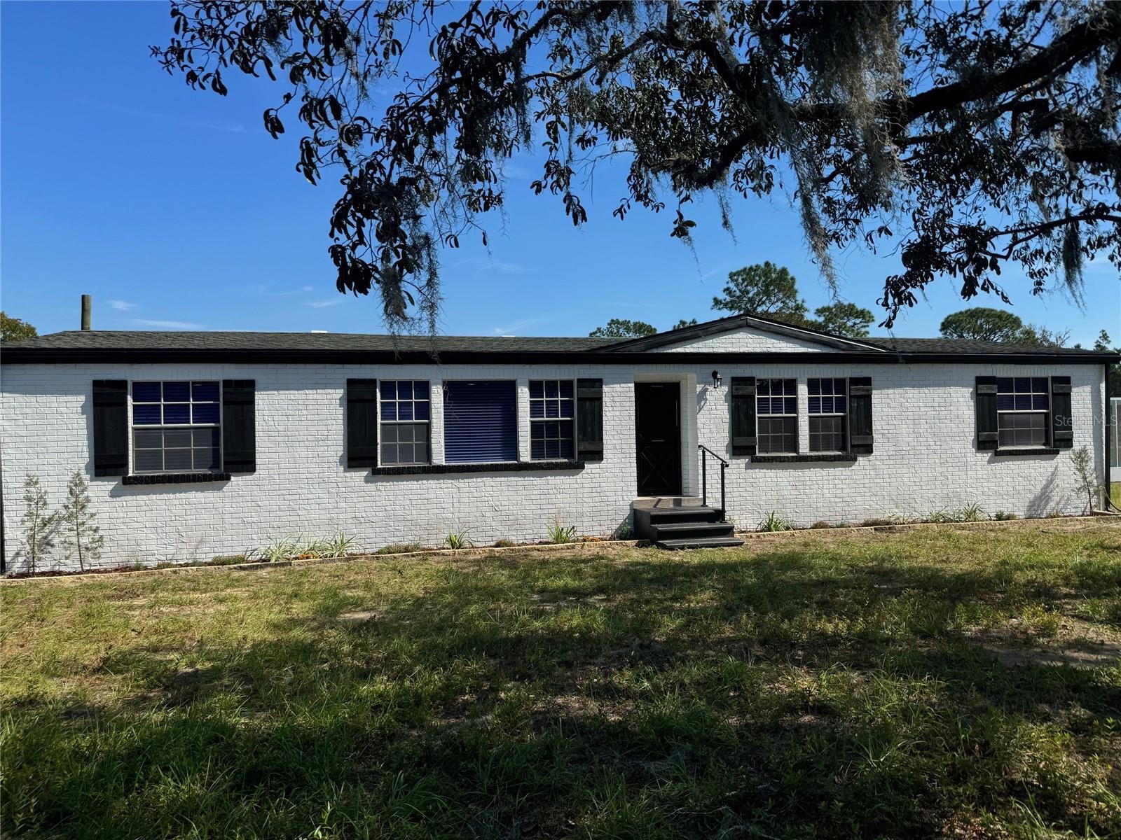 9437 N Singapore Avenue  Dunnellon FL 34433 photo