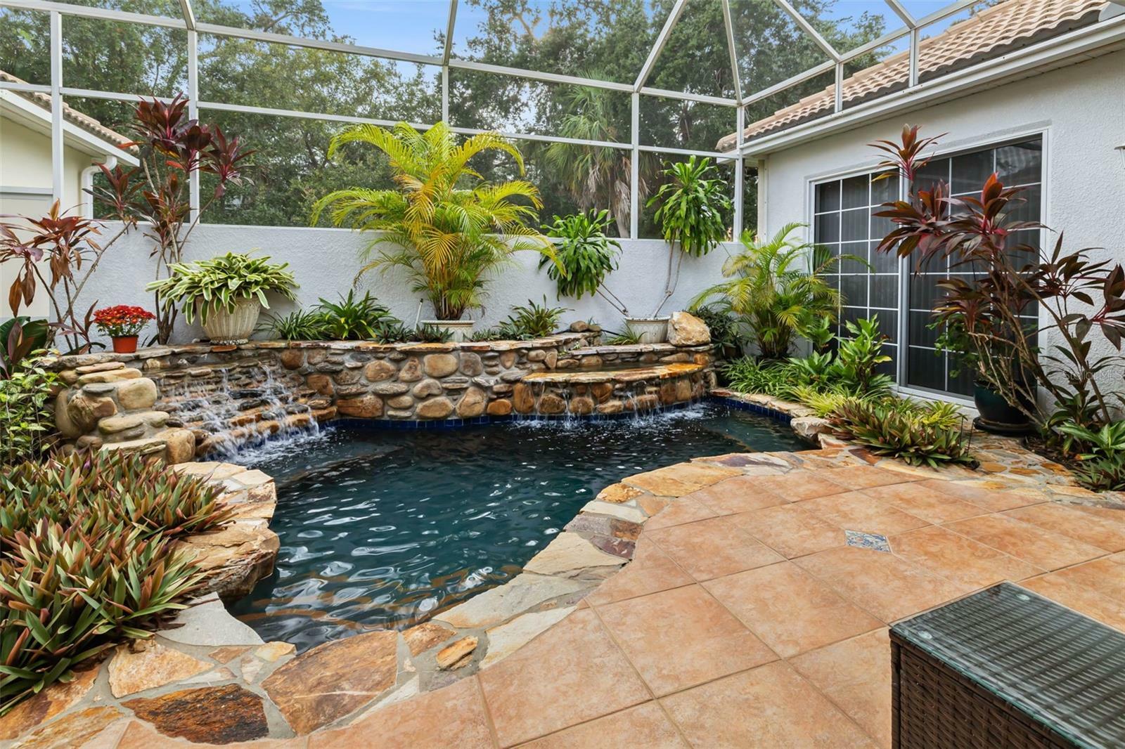 Property Photo:  4528 Blue Marlin Drive  FL 34208 