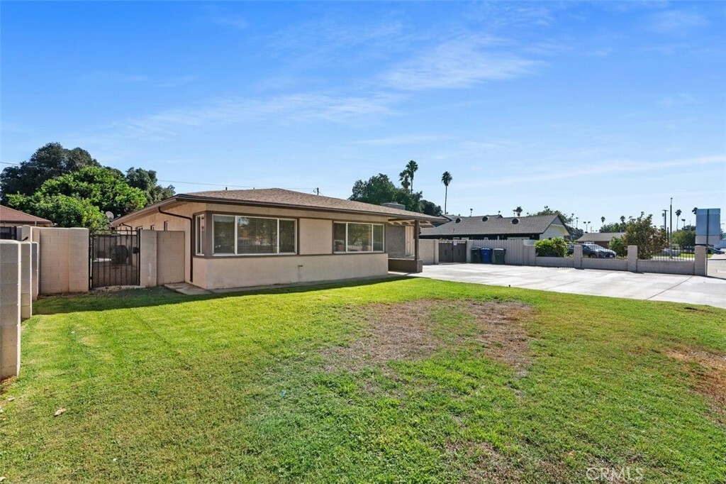 Property Photo:  6248 Riverside Avenue  CA 92506 