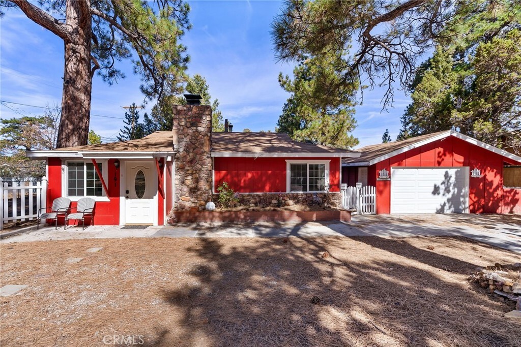 Property Photo:  191 Los Angeles Avenue  CA 92386 