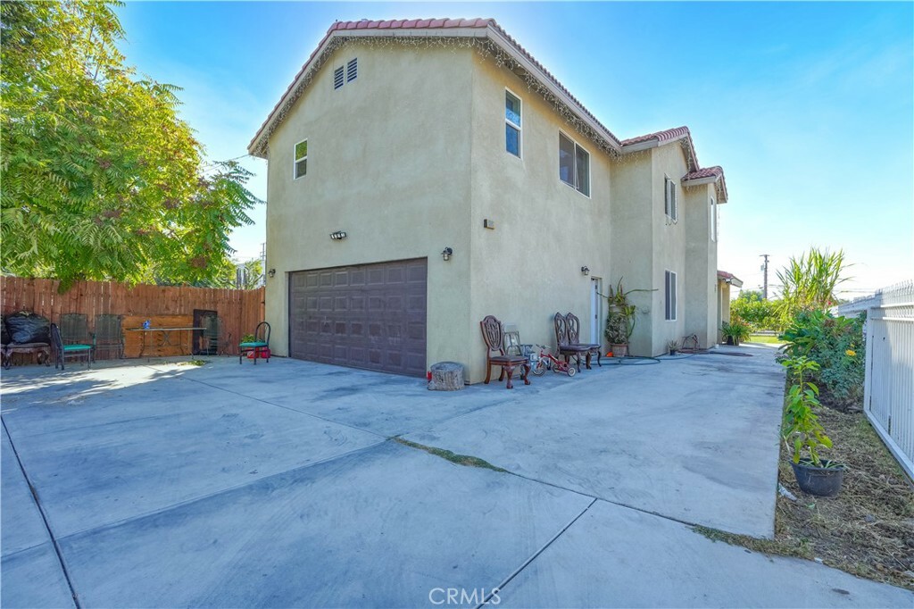 Property Photo:  1365 N Crescent Avenue  CA 92405 