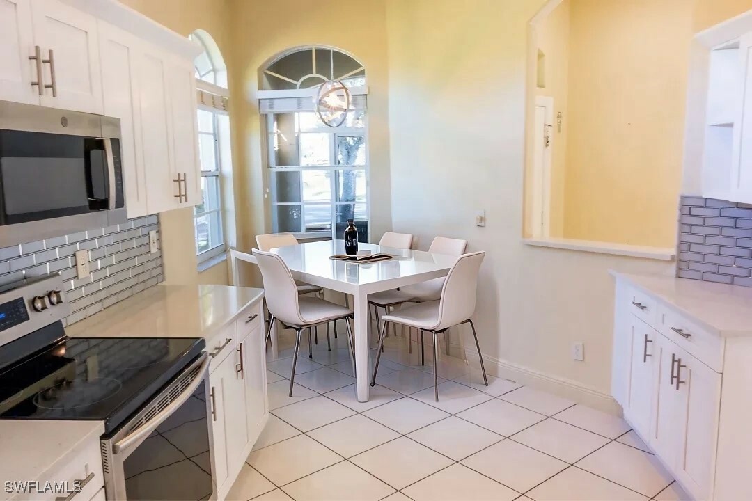 Property Photo:  8771 Ibis Cove Circle  FL 34119 