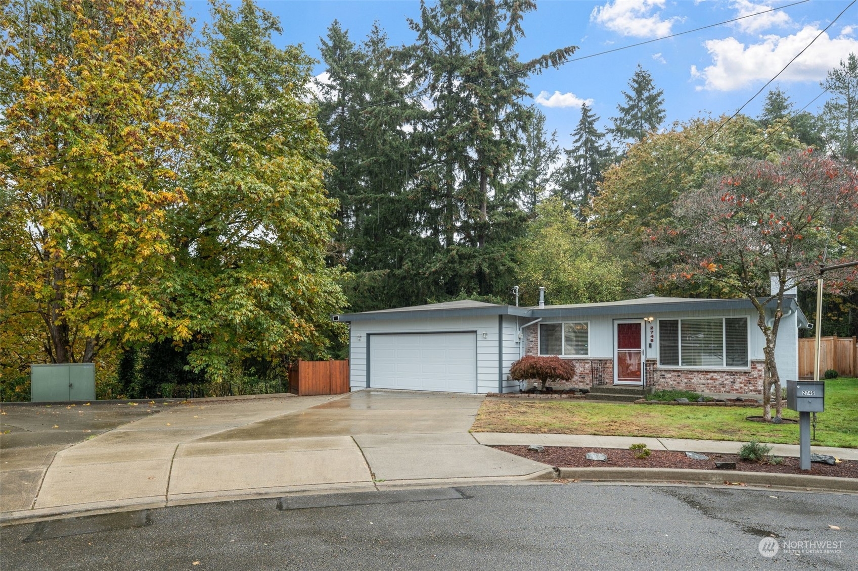 Property Photo:  2746 NE 24th Street  WA 98056 