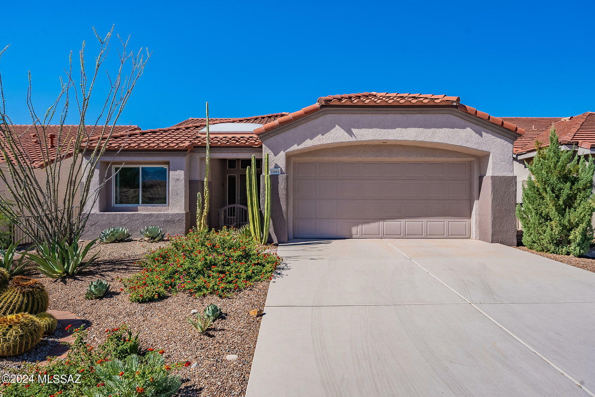 Property Photo:  13965 N Willow Bend Drive  AZ 85755 