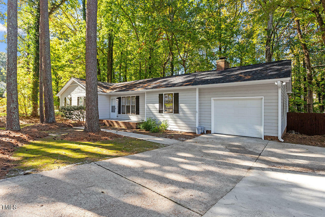 Property Photo:  8233 Clear Brook Drive  NC 27615 