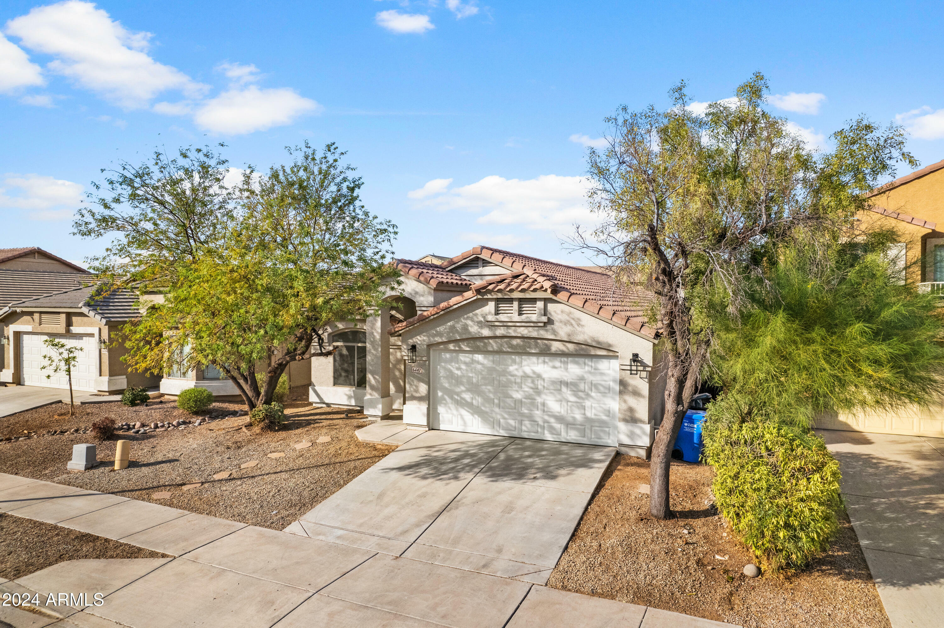 Property Photo:  5442 W Southgate Avenue  AZ 85043 