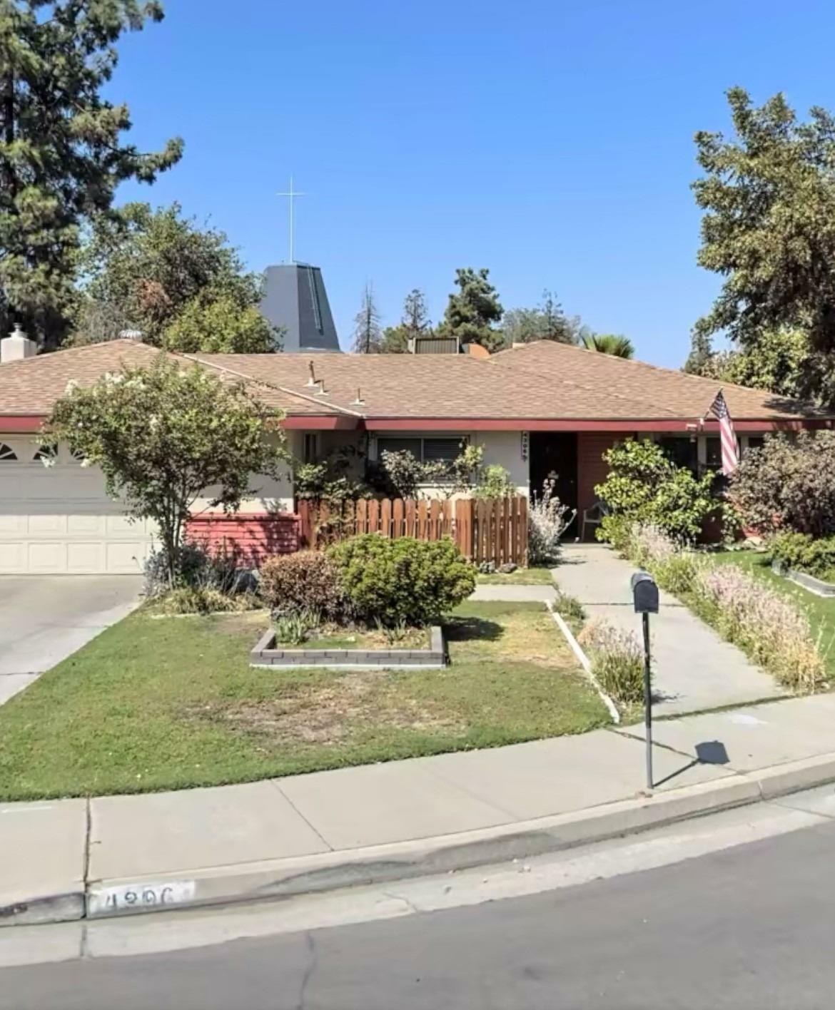 Property Photo:  4306 Posada Avenue  CA 93309 