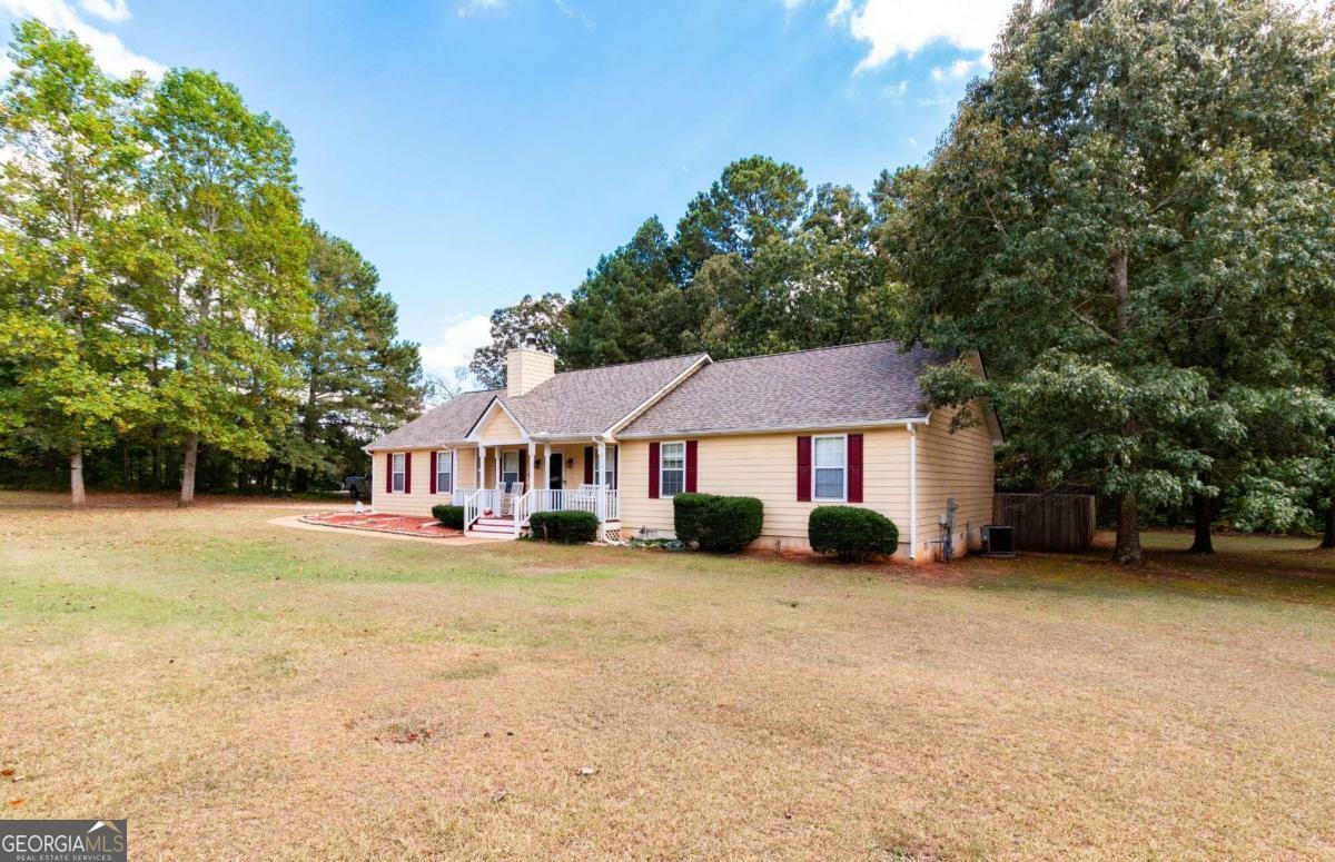 Property Photo:  135 Kelley Way  GA 30252 