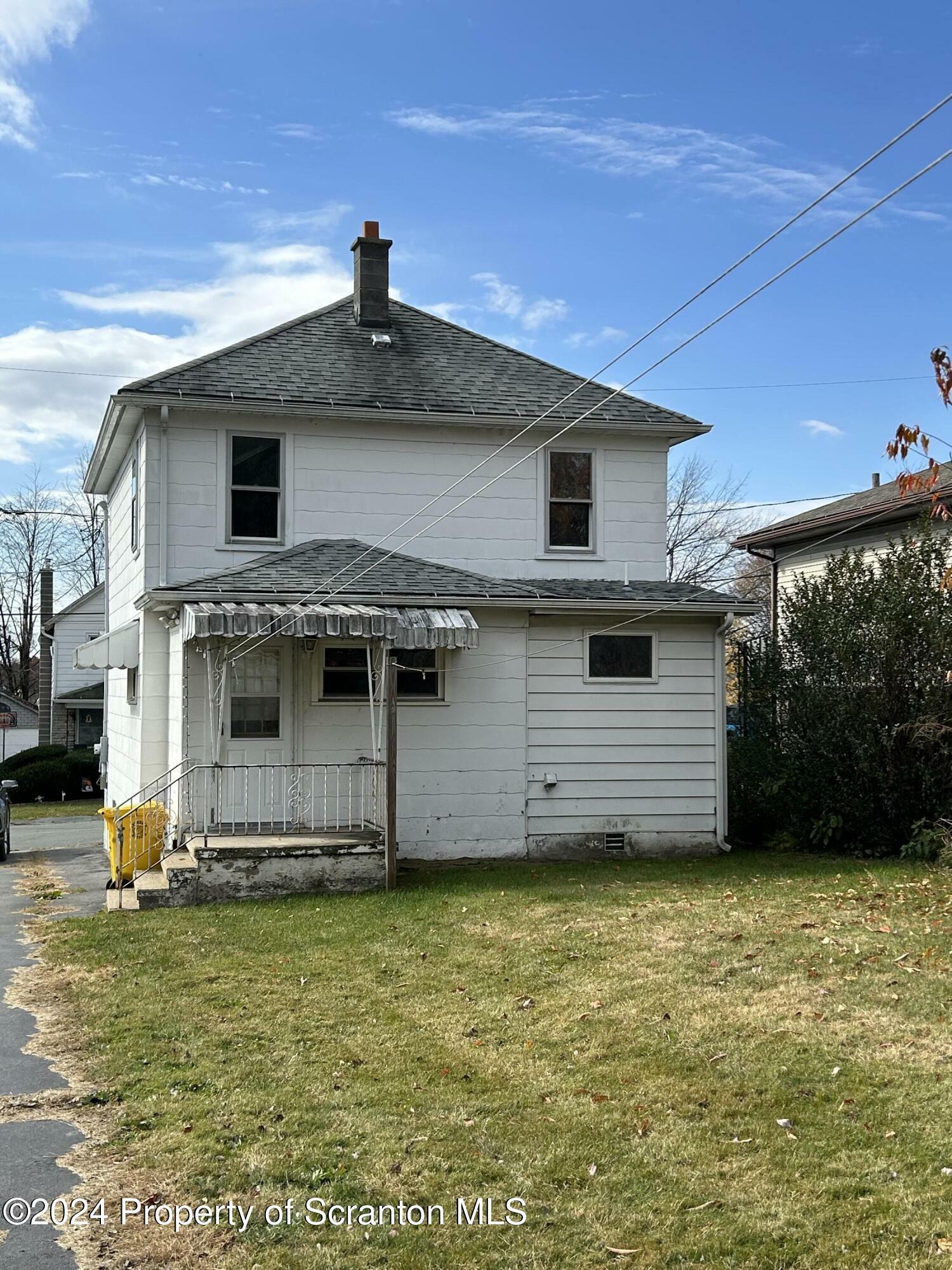 Property Photo:  1119 Howell Street  PA 18403 