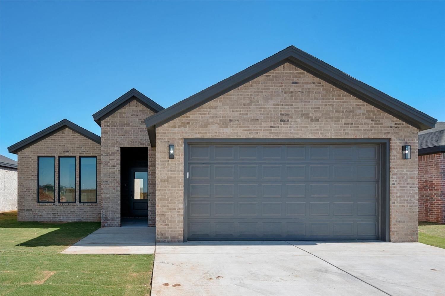 Property Photo: 1310 Farmhouse Avenue TX 79382