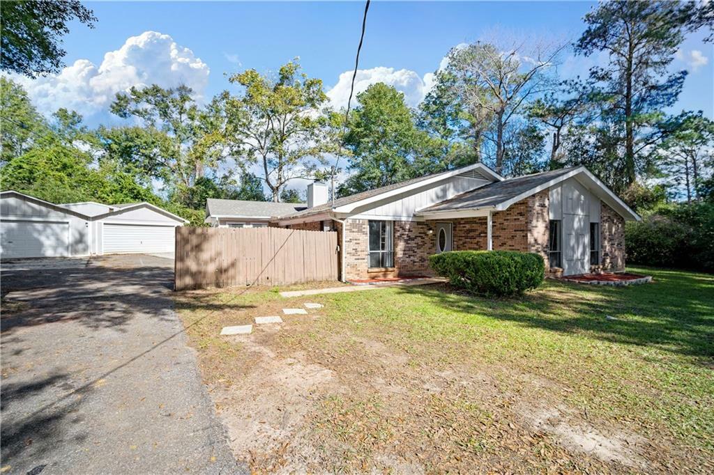 Property Photo:  8800 Dawes Point Drive  AL 36695 