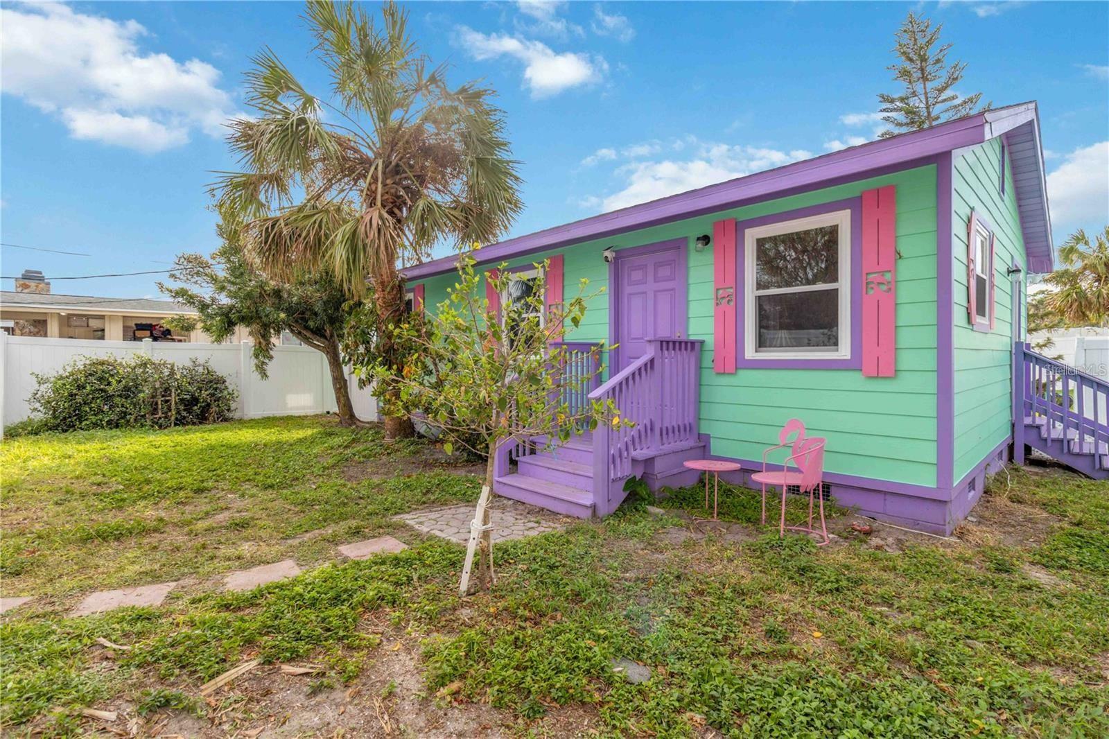 Property Photo:  1810 Mova Street  FL 34231 