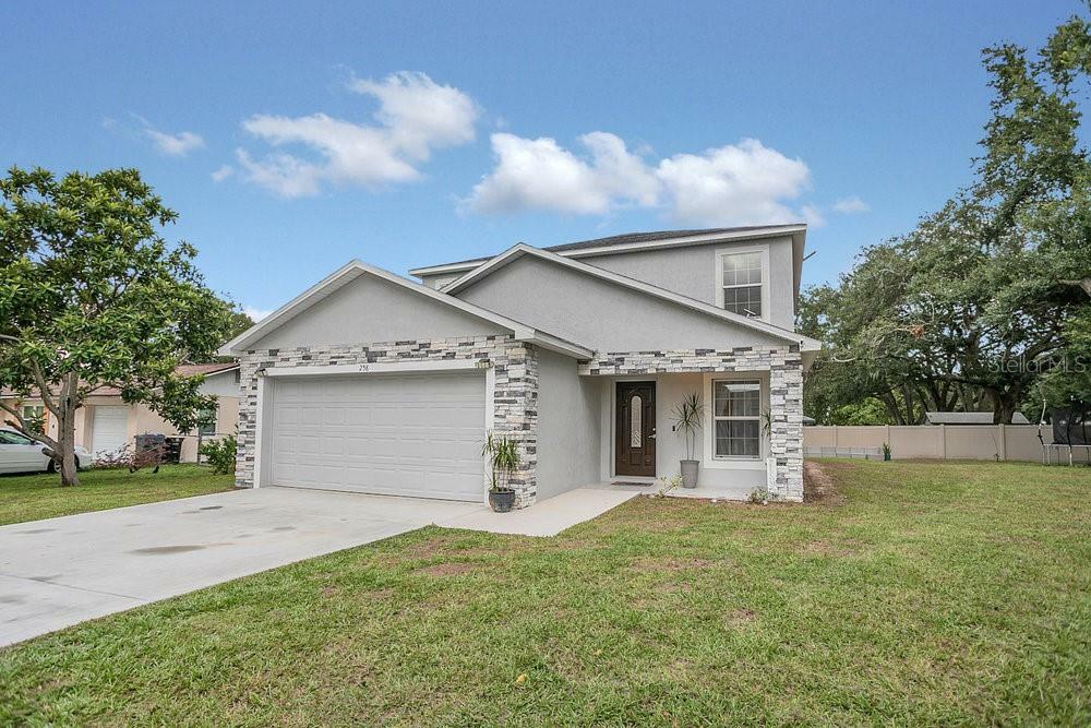 Property Photo:  258 Padgett Pl S  FL 33809 