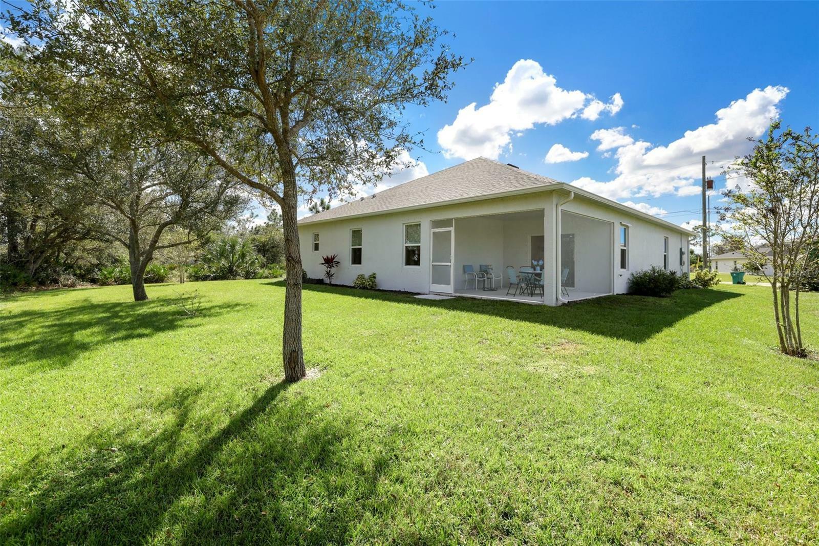 Property Photo:  26462 Asuncion Drive  FL 33983 