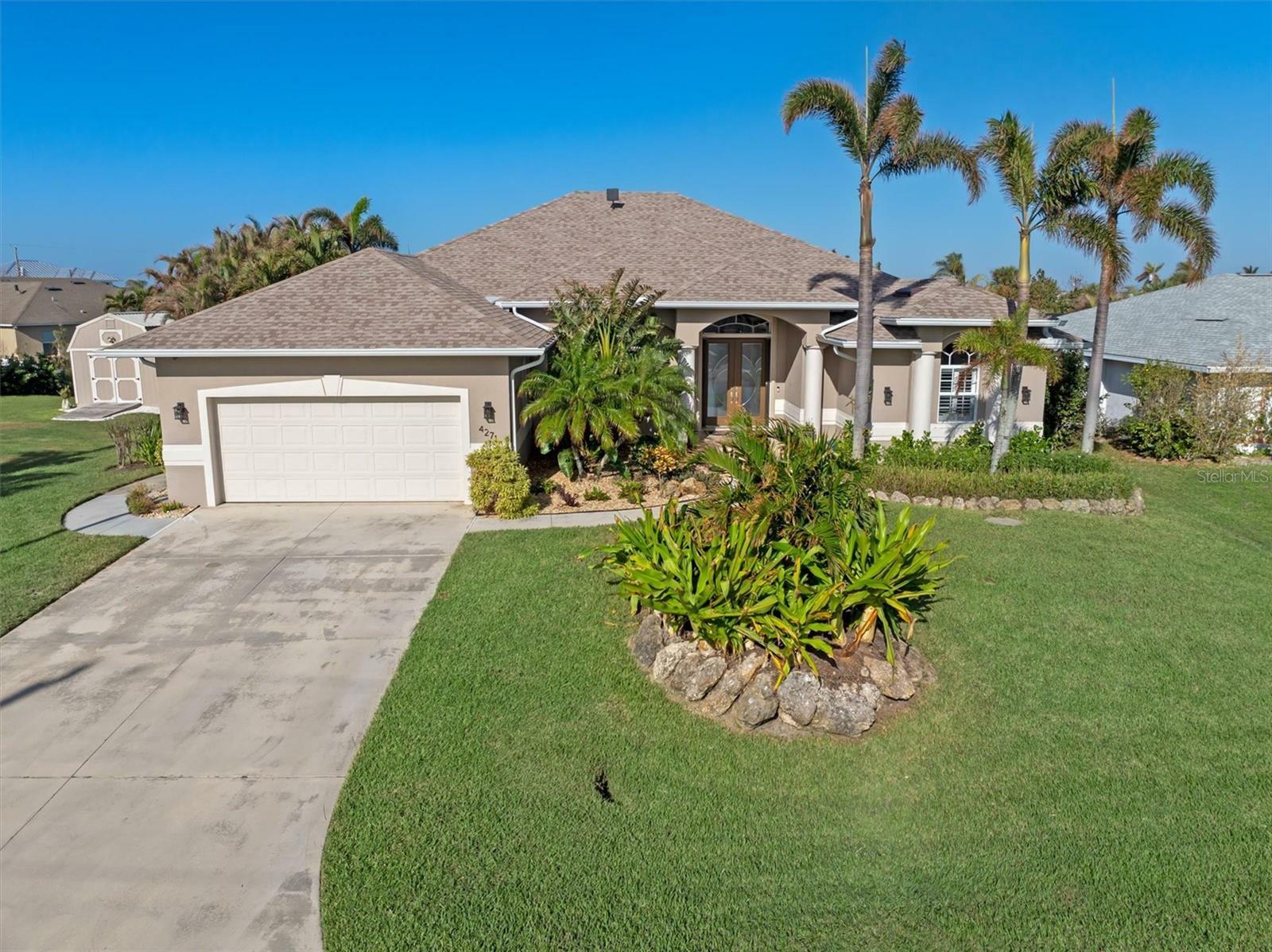 Property Photo:  4271 Beach View Court  FL 33948 