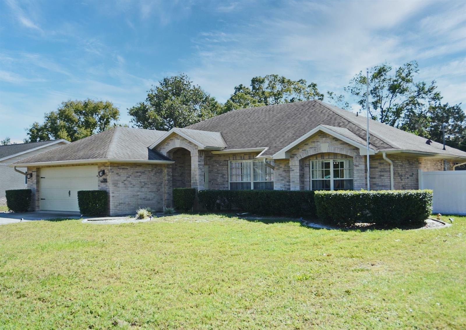 Property Photo:  985 Feather Drive  FL 32725 