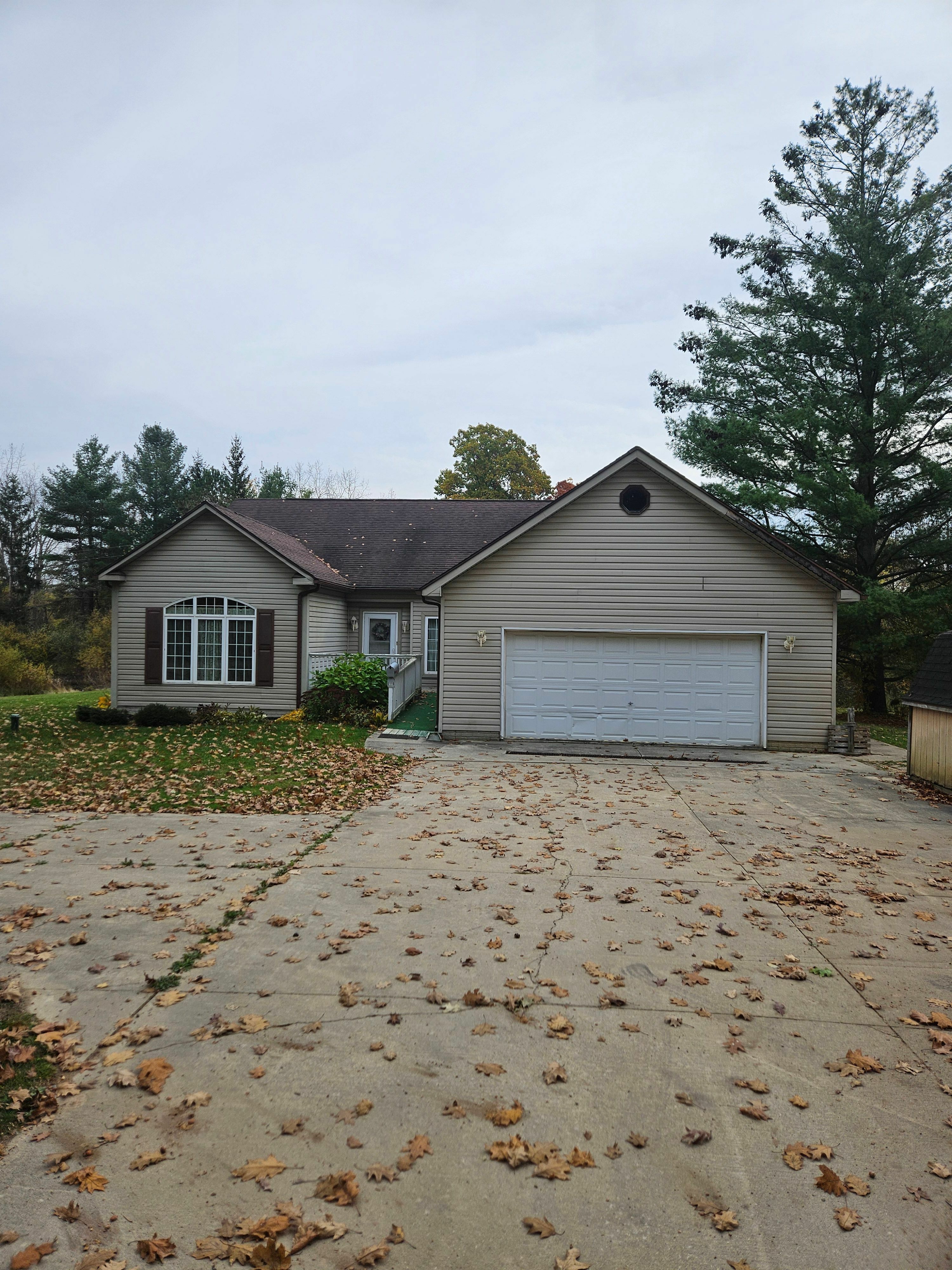 Property Photo:  6110 Hollow Corners  MI 48428 9757 